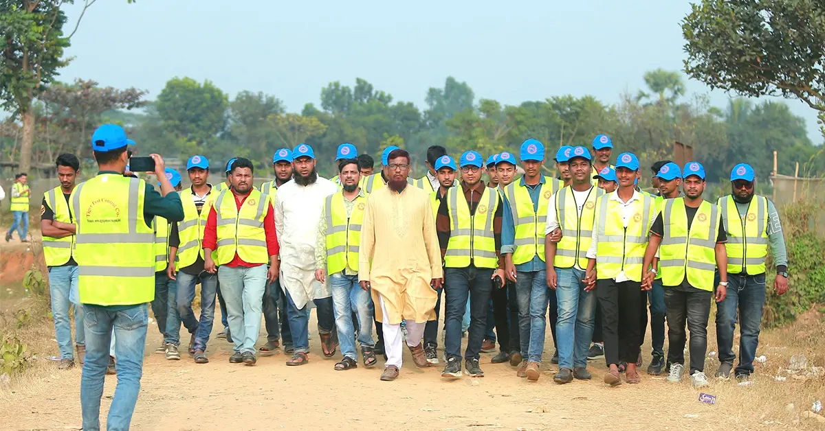 Meet team certified technicians group photo office